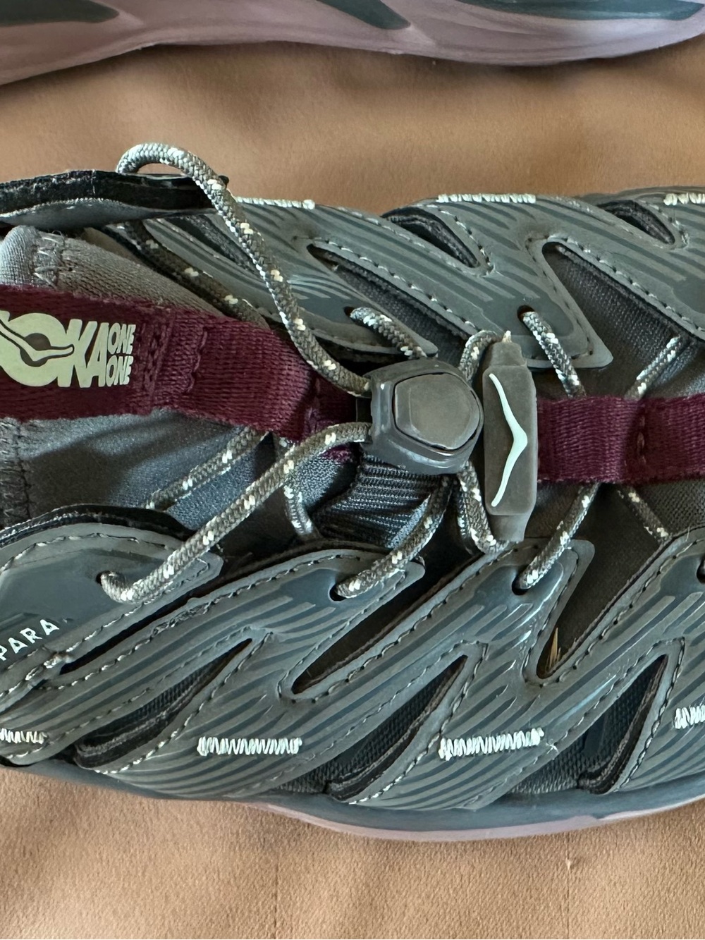 Hoka Hopara Sandal Sneakers in Gray and Burgundy size 6 - Picture 2 of 11